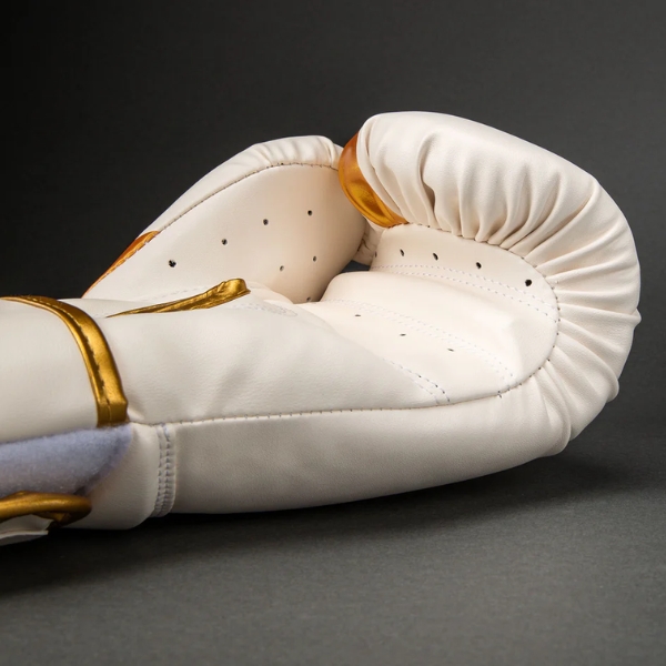 боксови ръкавици venum challenger 2.5 boxing gloves – white/gold 2