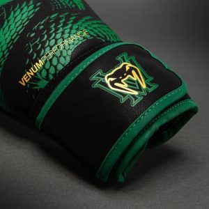 боксови ръкавици venum matupa boxing gloves - black/green/gold 3