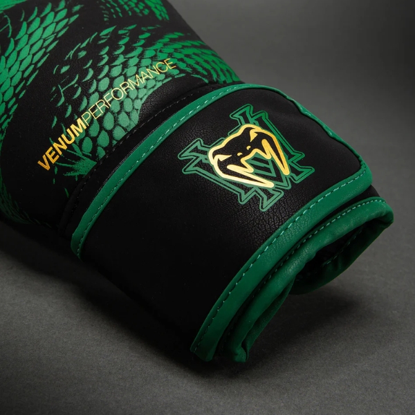 боксови ръкавици venum matupa boxing gloves - black/green/gold 3