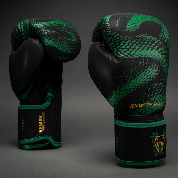 боксови ръкавици venum matupa boxing gloves - black/green/gold 1