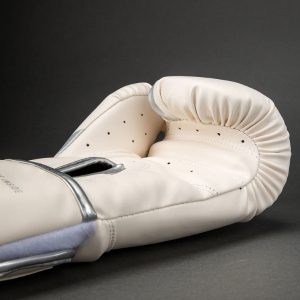 Боксови ръкавици Venum Challenger 2.5 White/Silver – изглед отстрани