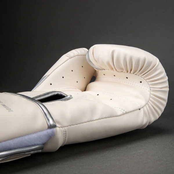 боксови ръкавици venum challenger 2.5 boxing gloves – white/silver 2