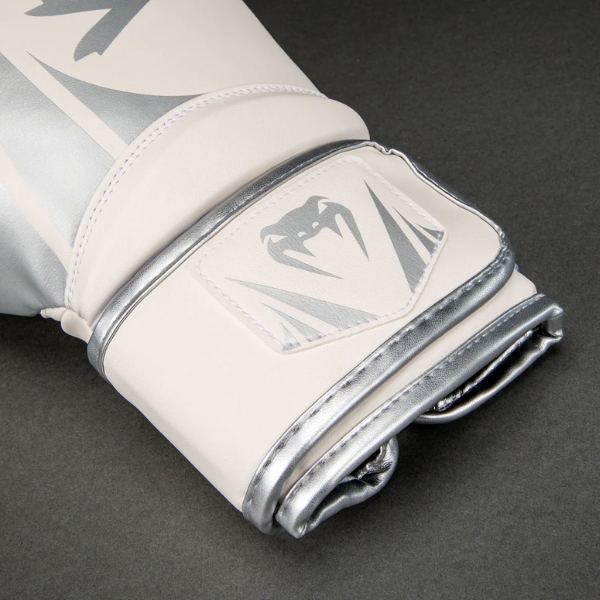боксови ръкавици venum challenger 2.5 boxing gloves – white/silver 1