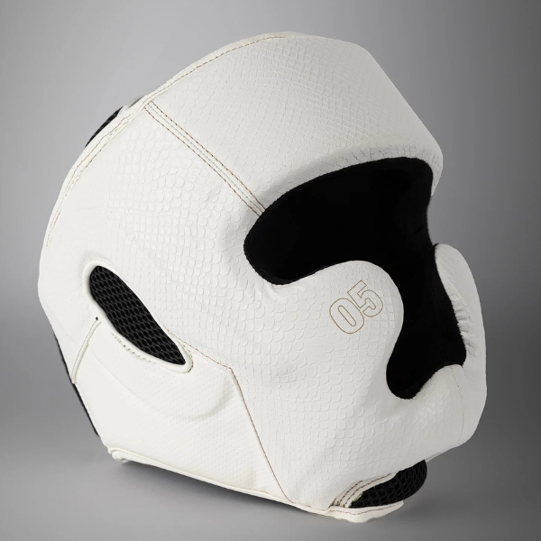 каска за бокс venum impact evo scales white