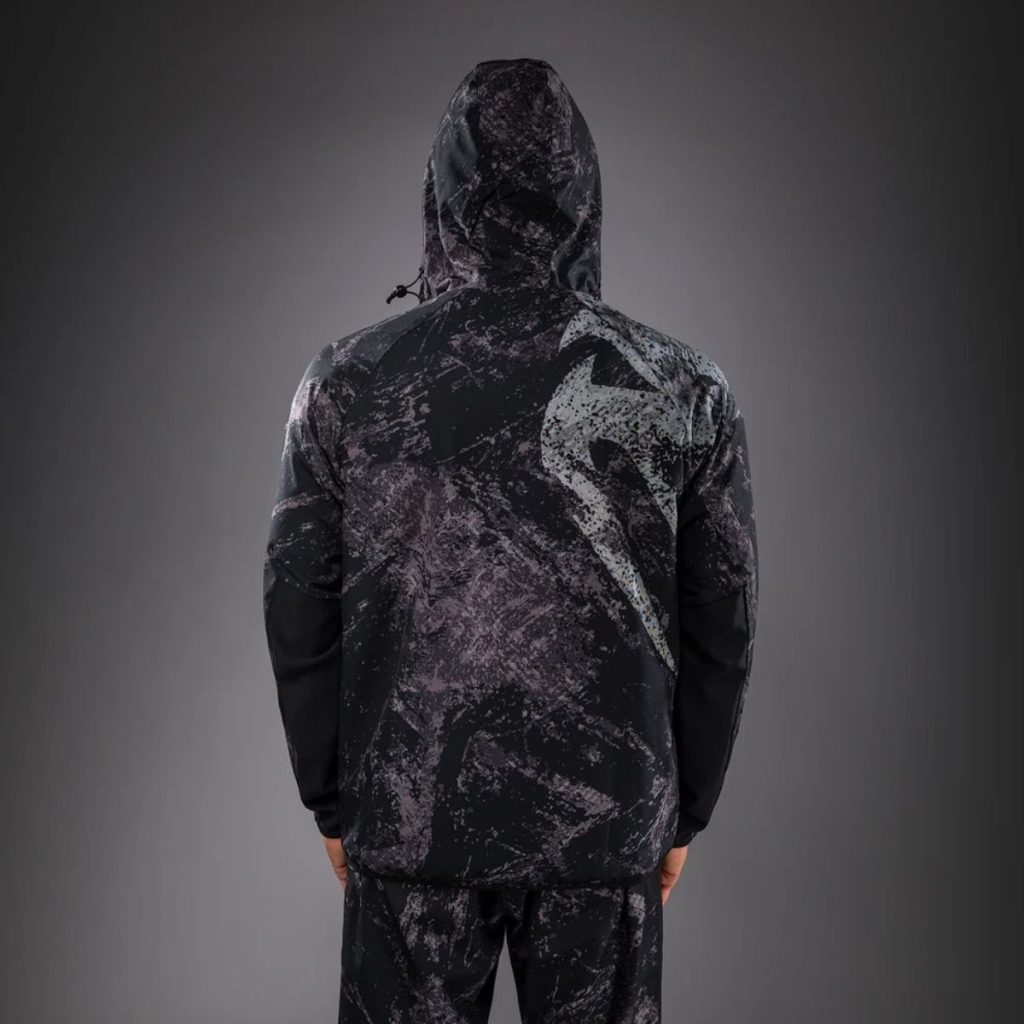 Спортен Екип Venum Rage & Workout Black/Grey – заден изглед на горнището с качулка