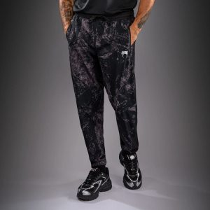 Спортен Екип Venum Rage & Workout Black/Grey – детайл на джобовете с цип на долнището
