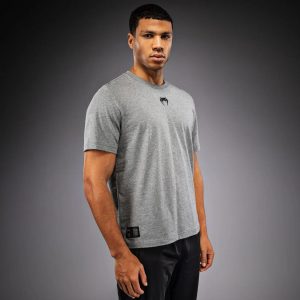 Тениска Venum Fight Icon Cotton T-Shirt – Light Heather Grey – детайл на ситопечатната графика