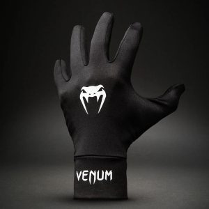 Вътрешни Ръкавици Venum Glove Liners – Black – детайл на еластичния маншет