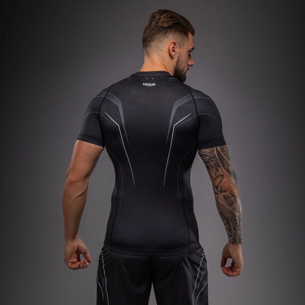 Рашгард Venum Streamline Short Sleeve Rashguard Black/White – страничен изглед