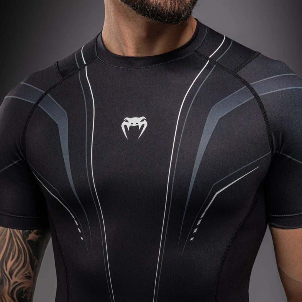 Рашгард Venum Streamline Short Sleeve Rashguard Black/White – детайл