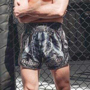 муай тай шорти 8 weapons bone island black 1