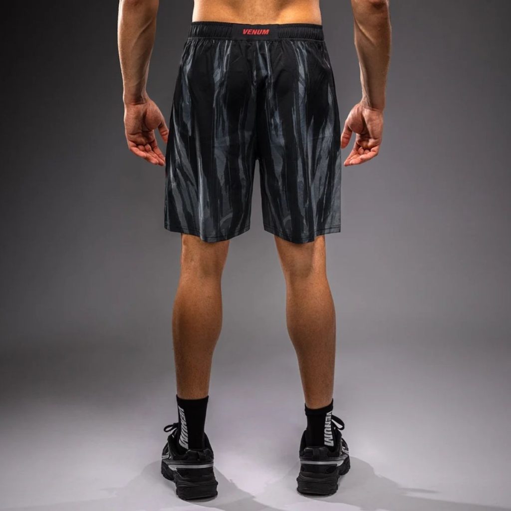 Шорти Venum Demon Training Shorts – Black/Grey – заден изглед с логото на колана