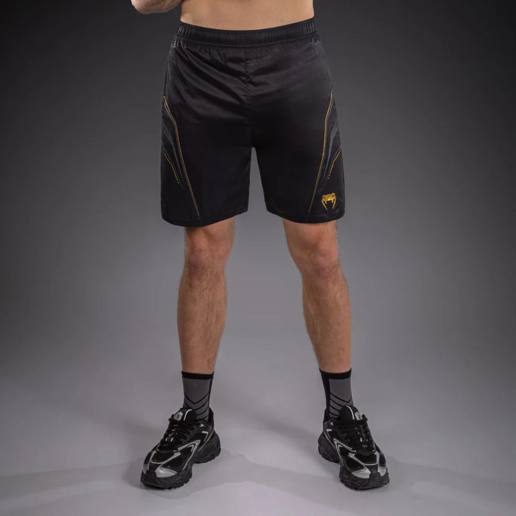 Шорти Venum Streamline Training Shorts Black/Gold – изглед отпред