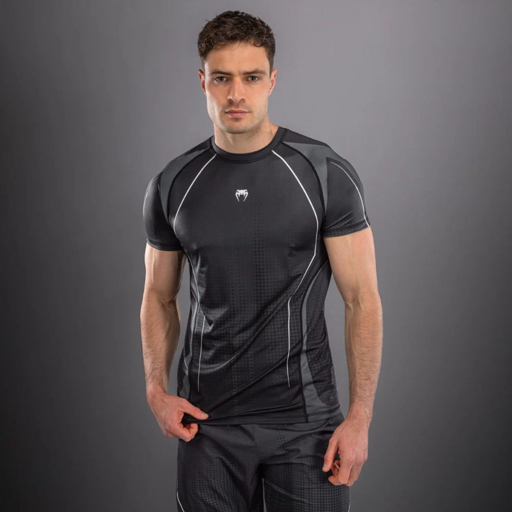 Тениска Venum Stealth Dry-Tech T-Shirt Black/White - предна част
