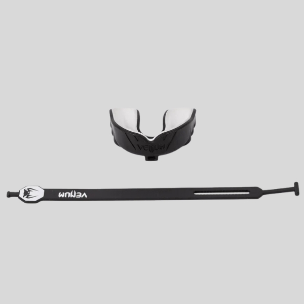 протектор за зъби venum challenger mouthguard strap/straples - black/white