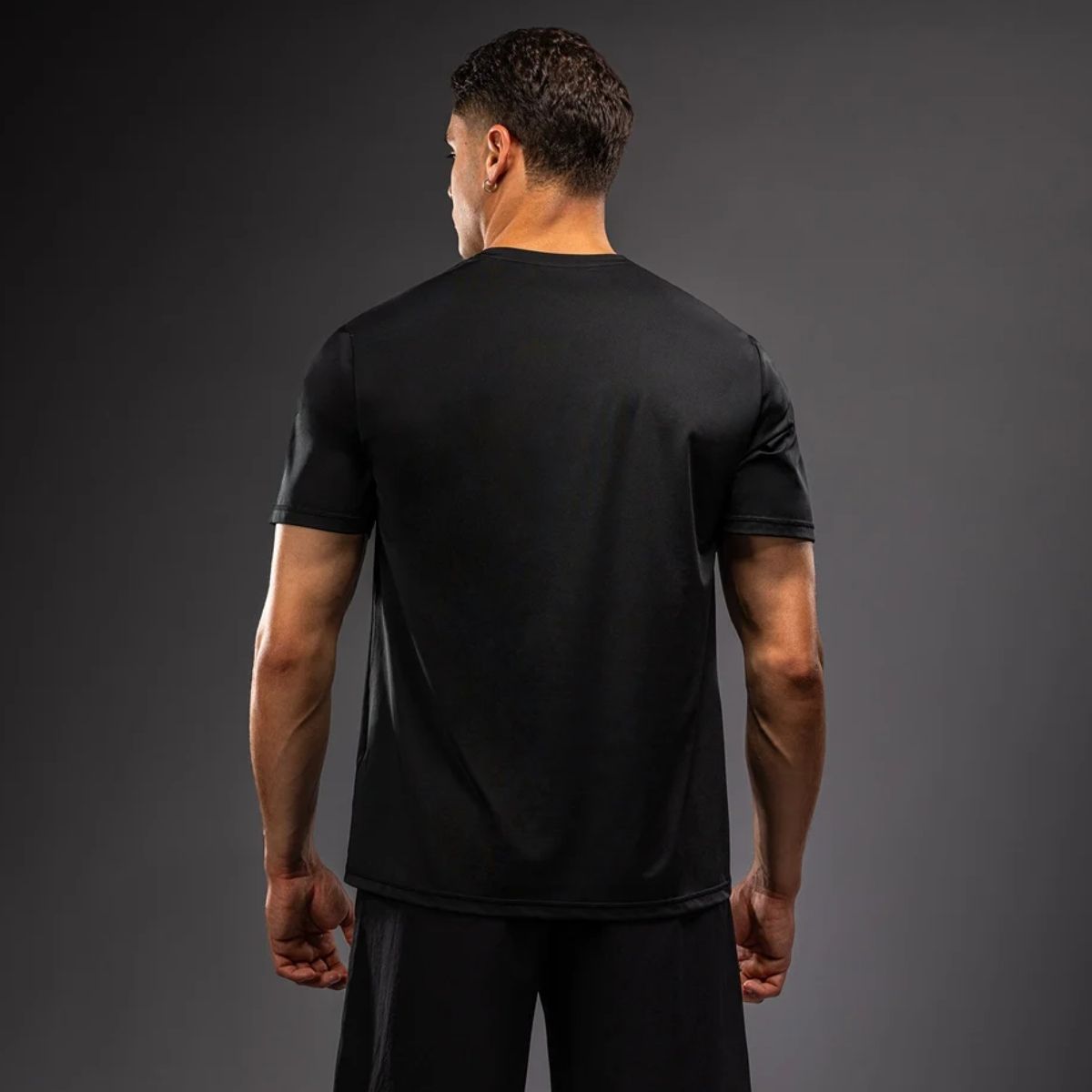 Тениска Venum Classic Dry Tech T-Shirt - Black/Gold – снимка 3