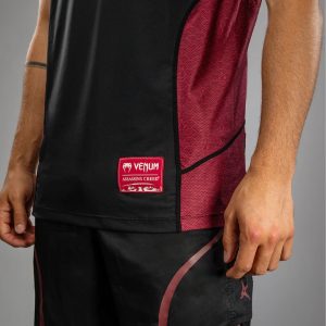 Тениска Venum x Assassin’s Creed Shadows Men’s Dry-Tech T-Shirt - Burgundy Black 2