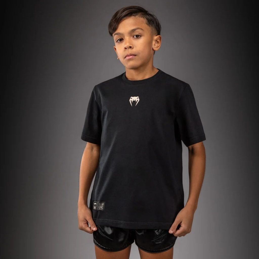 Детска Тениска Venum Fight Icon Kids Cotton T-Shirt – Black – преден изглед с лого Venum на гърдите