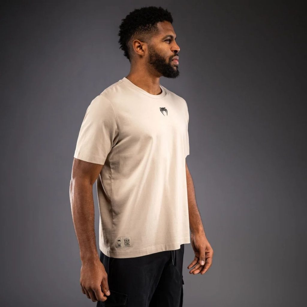 Тениска Venum Fight Icon Cotton T-Shirt – Beige – детайл на ситопечатната графика