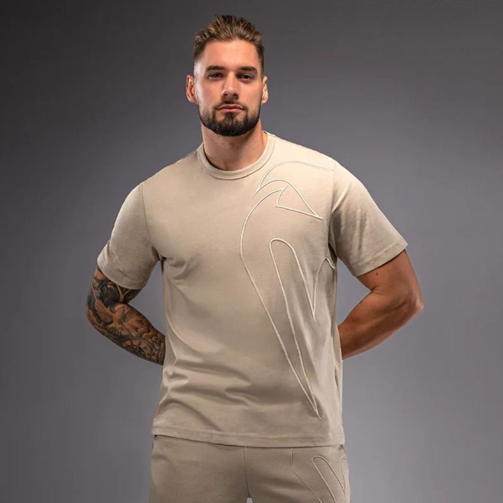Тениска Venum Giant 3D T-shirt Beige – изглед отпред