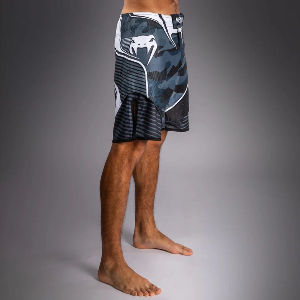 Шорти Venum Camo Hero Fight Shorts – преден изглед