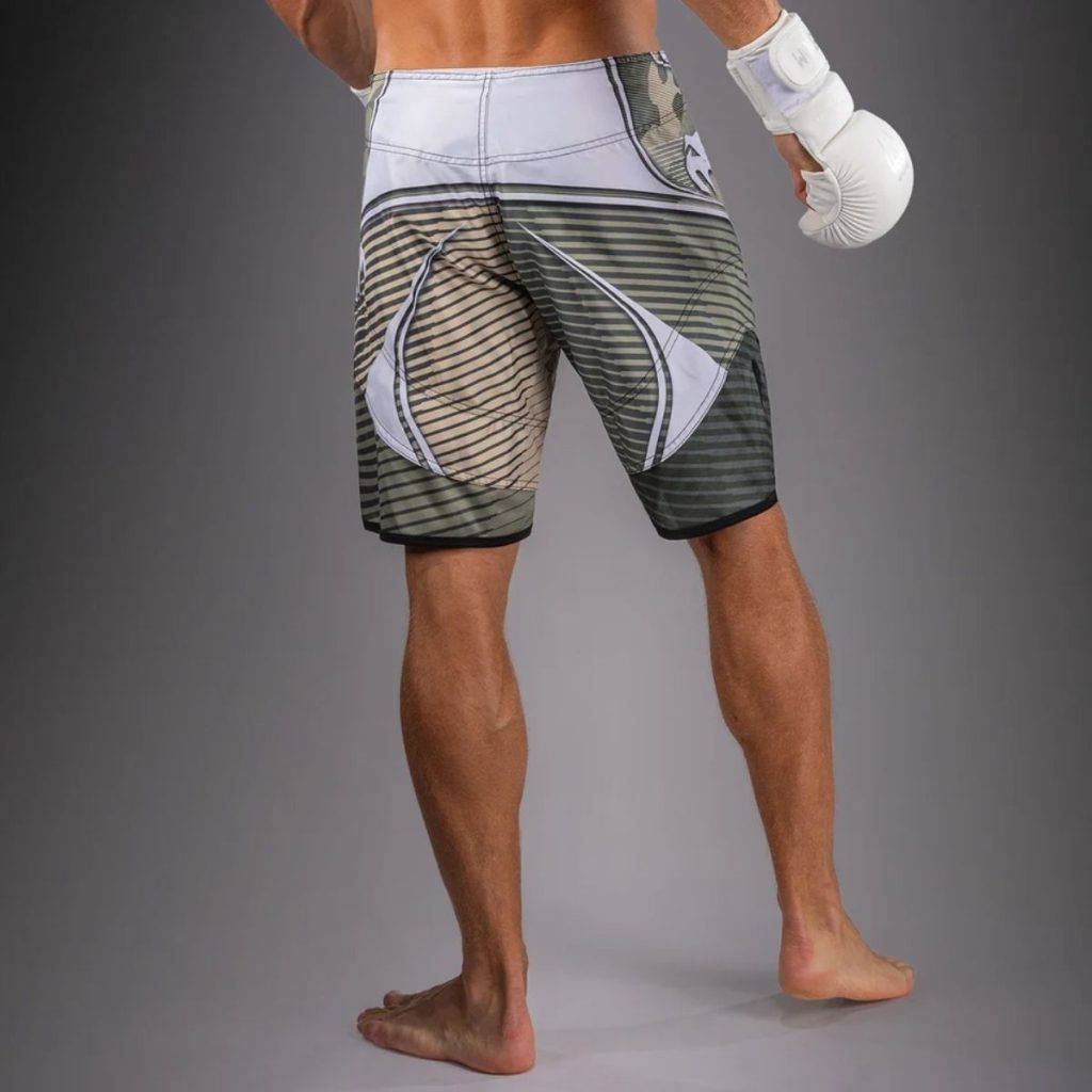 Шорти Venum Camo Hero Fight Shorts – Khaki/Off-White – заден изглед