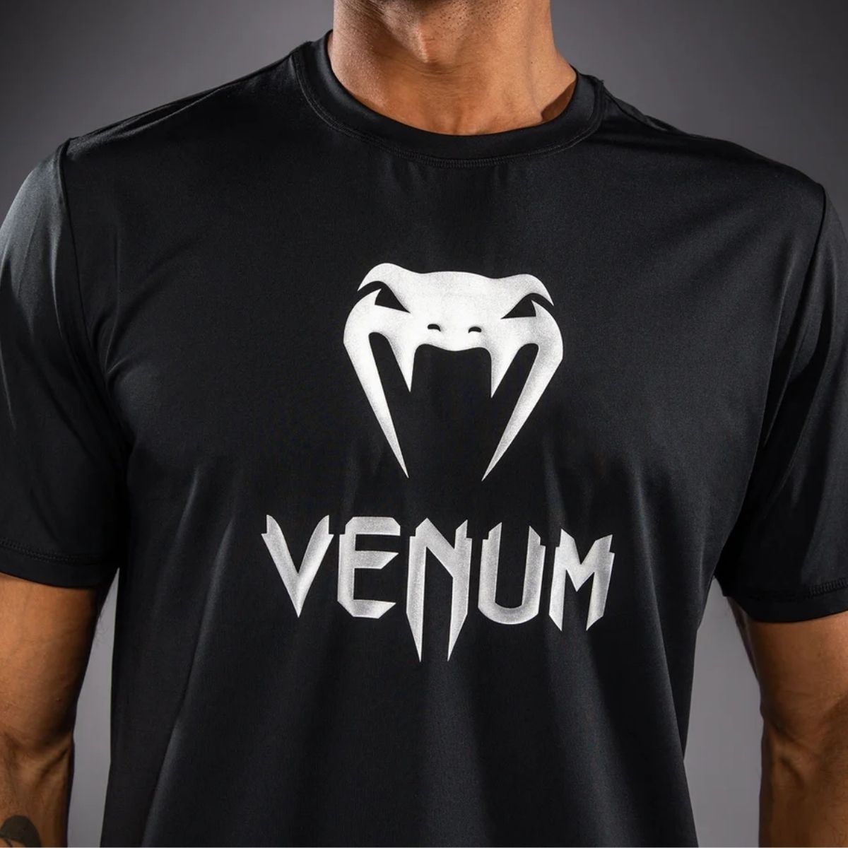 Тениска Venum Classic Dry Tech T-Shirt – Black/Silver – заден изглед