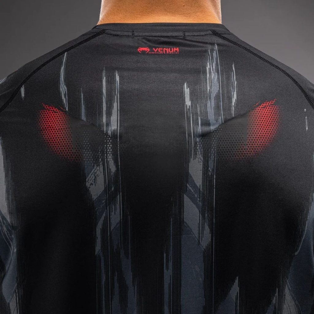 Тениска Venum Demon Dry Tech T-Shirt – Black/Grey – детайл на графиката Demon на гърба