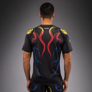 тениска venum x tekken 8 dry-tech yoshimitsu - black/orange гръб с щампа на огън
