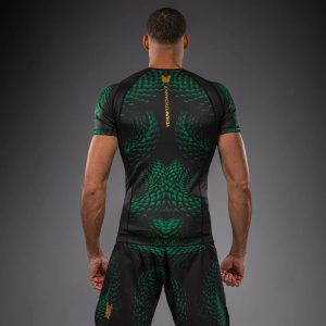 рашгард venum matupa short sleeve rashguard - black/green/gold 1