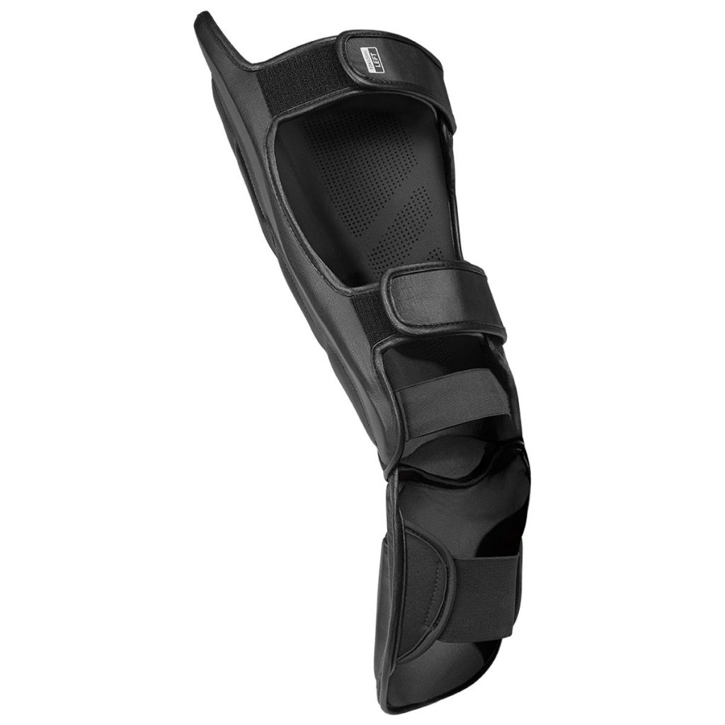 Протектори за крака Hayabusa T3 Black – детайл лого