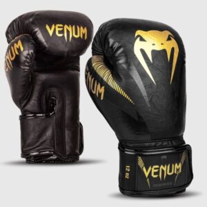 боксови ръкавици venum impact black/gold
