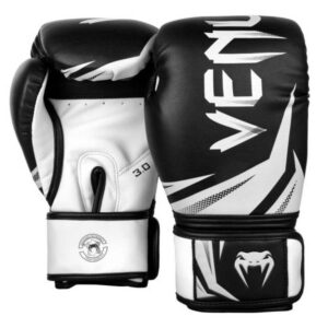 боксови ръкавици venum challenger 3 black/white 1