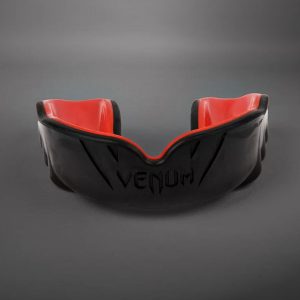 venum протектор за уста