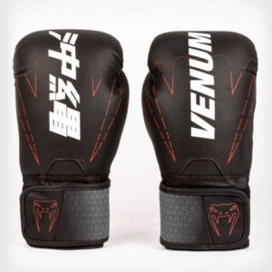 боксови ръкавици venum okinawa 3.0 black/red 1