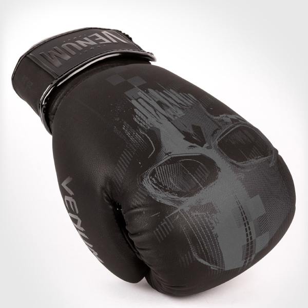 боксови ръкавици venum skull black/black 3