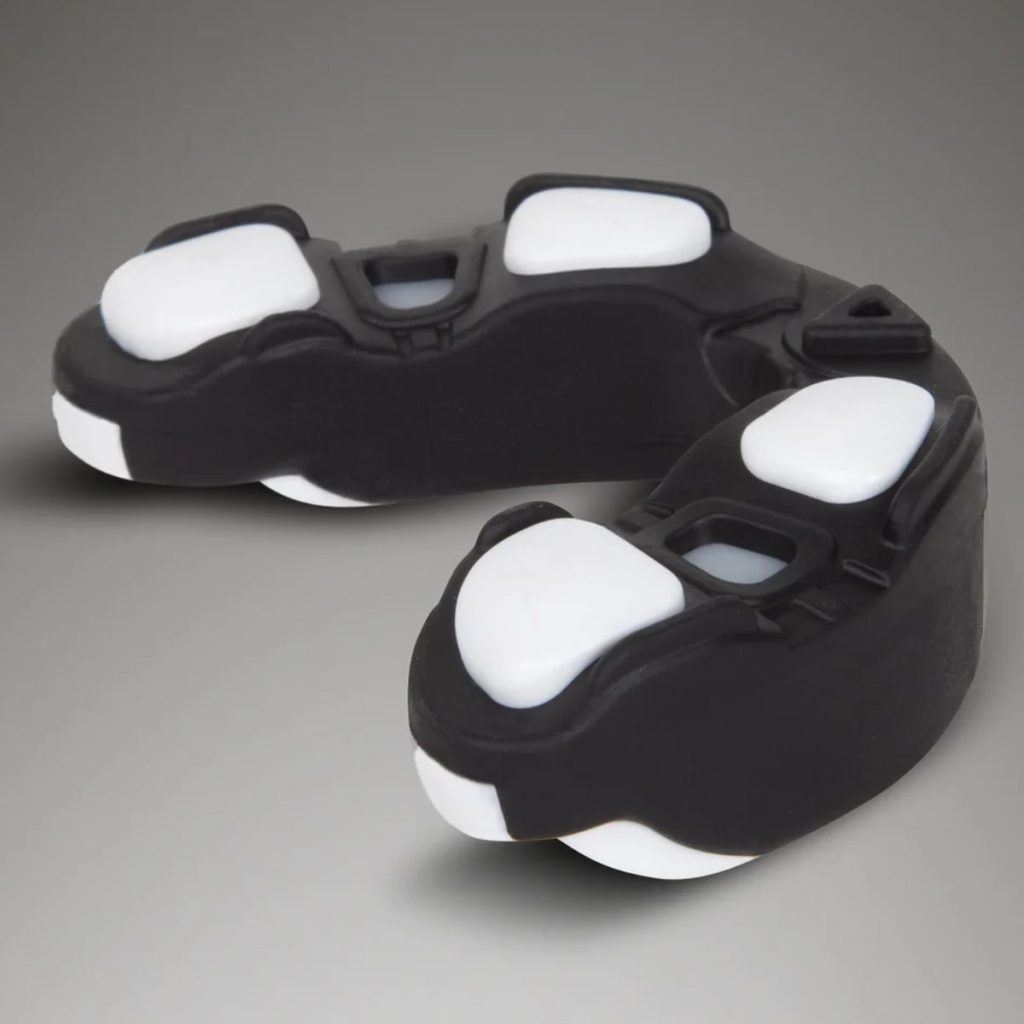 protektor za usta Venum Predator White-Black 2