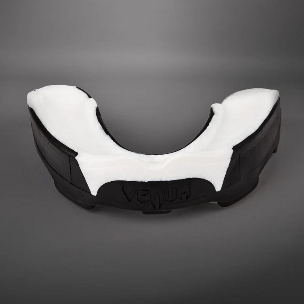 протектор за зъби Venum Predator White-Black