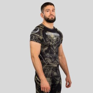 рашгард venum invader short sleeve black/sand 2
