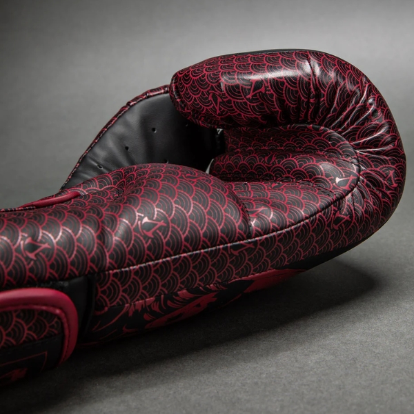 боксови ръкавици venum x assassin's creed shadows burgundy/black 3