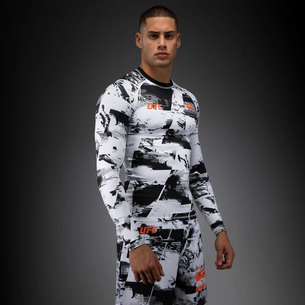 Рашгард UFC Zenith by Venum Authentic Fight Week Men's White Performance Long Sleeve Rashguard 2