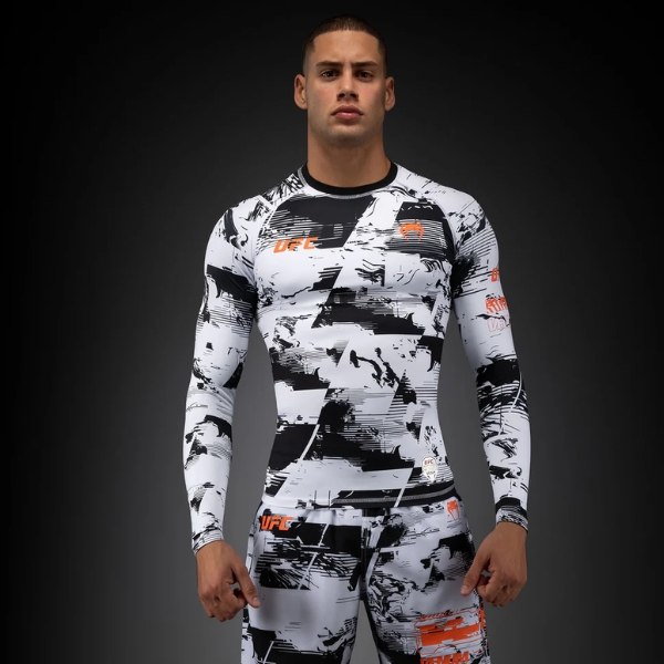 Рашгард UFC Zenith by Venum Authentic Fight Week Men's White Performance Long Sleeve Rashguard