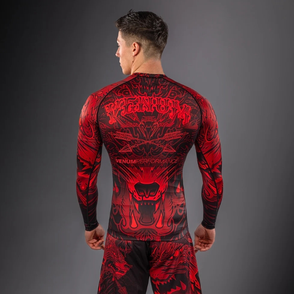 Рашгард Venum Wolf Atak Long Sleeve Rashguard - Black Red 1