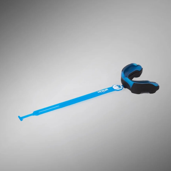протектор за зъби venum predator mouthguard - strap/straples - black/blue 3