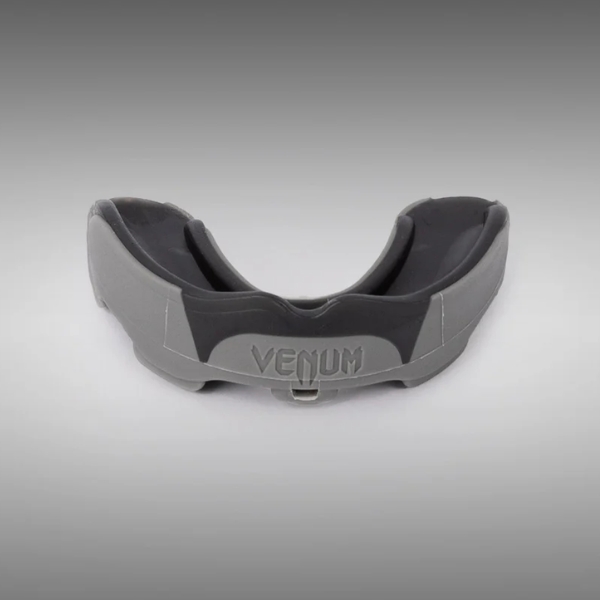 протектор за зъби venum predator mouthguard - strap/straples - grey/black