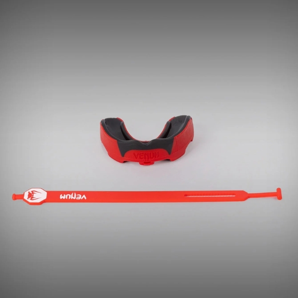 протектор за зъби venum predator mouthguard - strap/straples - red/black 2