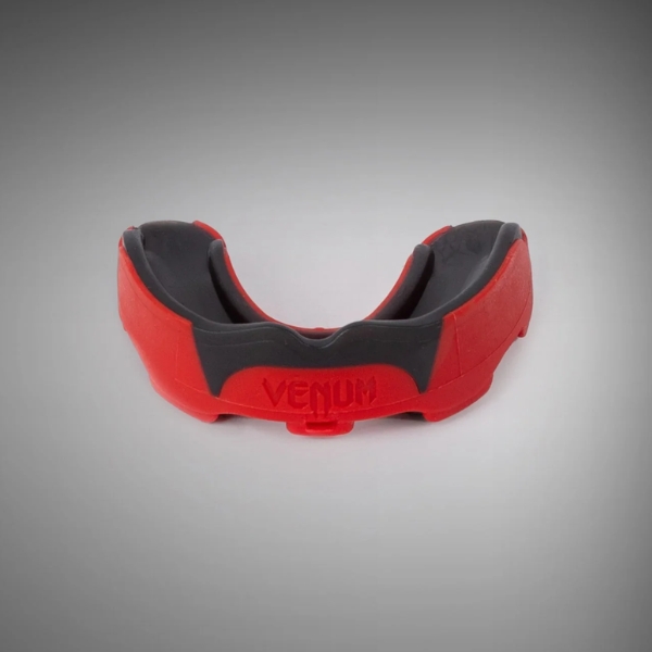 протектор за зъби venum predator mouthguard - strap/straples - red/black