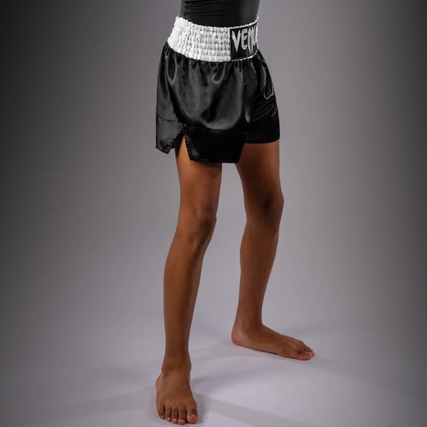 детски муай тай шорти venum classic muay thai shorts for kids - black/white 4