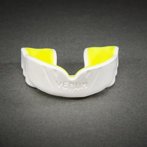протектор за зъби venum challenger mouthguard - white/yellow 1