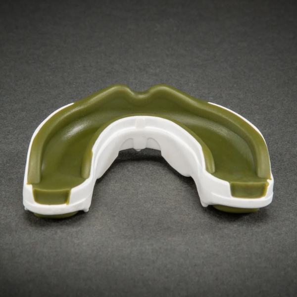 протектор за зъби venum predator mouthguard – white/kaki 2